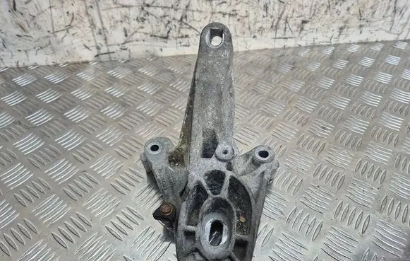 Mini One - Cooper Clubman R55 Engine mounting bracket 6872019 22316872019