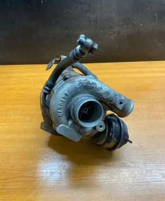 BMW 3 E46 Turbo 2247297H VNT15 7004475