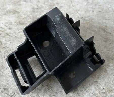Volkswagen Golf IV Rear bumper mounting bracket 5K6807393A