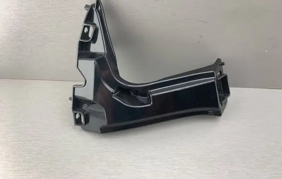 Front bumper mounting bracket