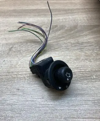 Ford Mondeo Mk III Wing mirror switch 93BG17B676BB