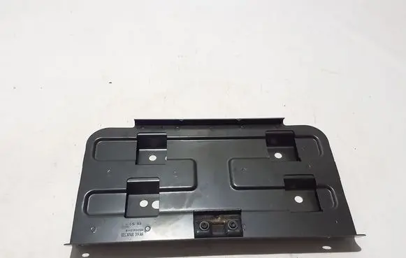 Audi A5 Battery bracket 8B3915514B