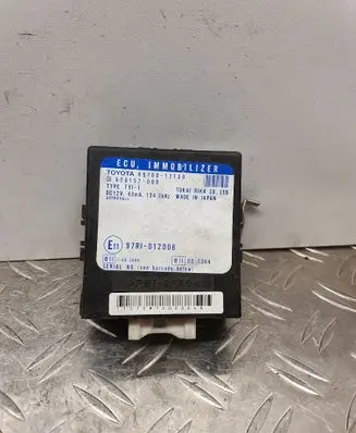 Toyota Corolla E120 E130 Immobilizer control unit/module 8978012130 626157000