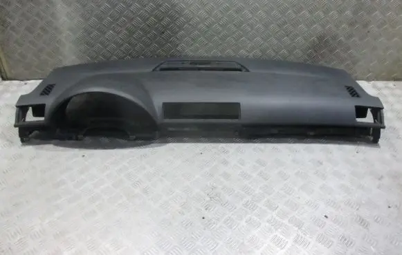Audi A4 S4 B6 8E 8H Dashboard