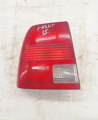 Volkswagen PASSAT B5 Rear/tail lights 3B5945095F