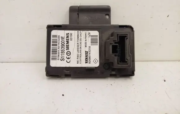 Renault Megane II Ignition lock 8200074331A S118539001E