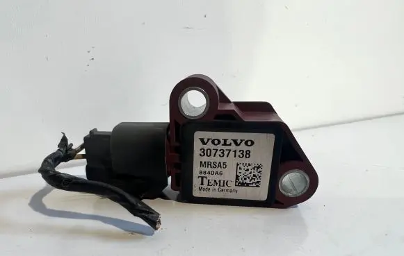 Volvo V50 Airbag deployment crash/impact sensor 8840A6 30737138 MRSA5