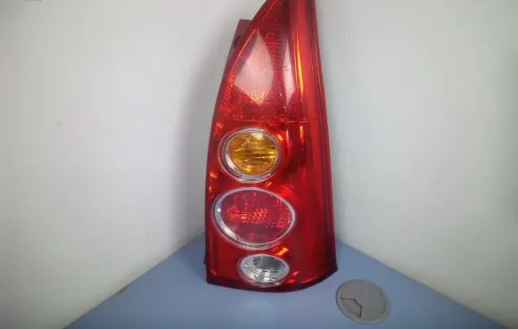 Mazda Premacy Rear/tail lights 22061961 7729