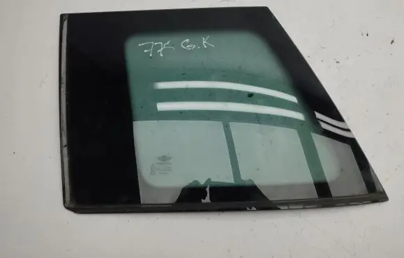 Mini Cooper Countryman R60 Rear side window