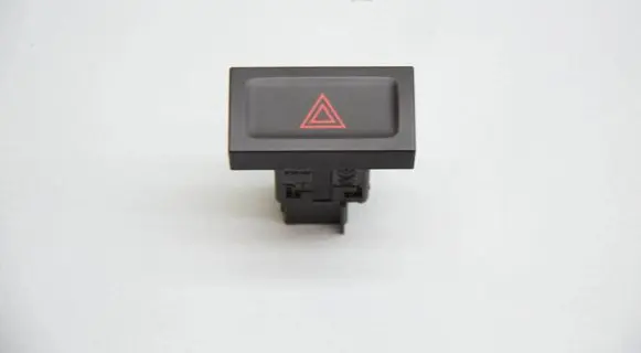 Volkswagen Tiguan Hazard light switch 5N0953509A