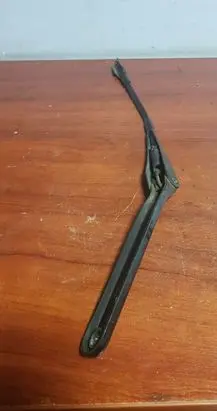 BMW 1 E81 E87 Front wiper blade arm 7169974