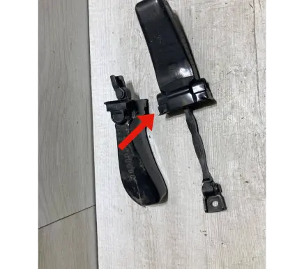 Skoda Octavia Mk3 (5E) Front door check strap stopper 5E0837249