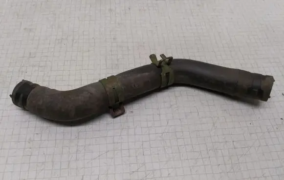 Volkswagen Transporter - Caravelle T4 Engine coolant pipe/hose