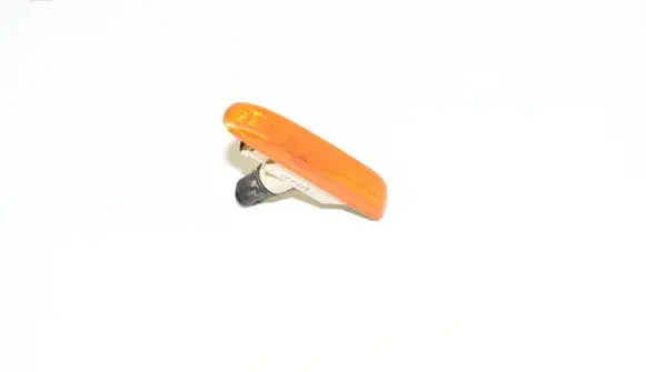 BMW 3 E46 Front fender indicator light 8370720