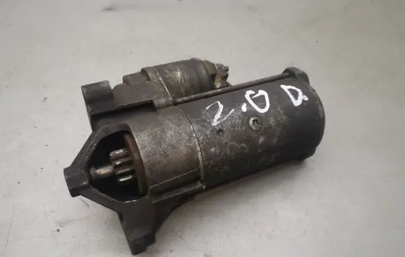 Peugeot 406 Starter motor D7R26