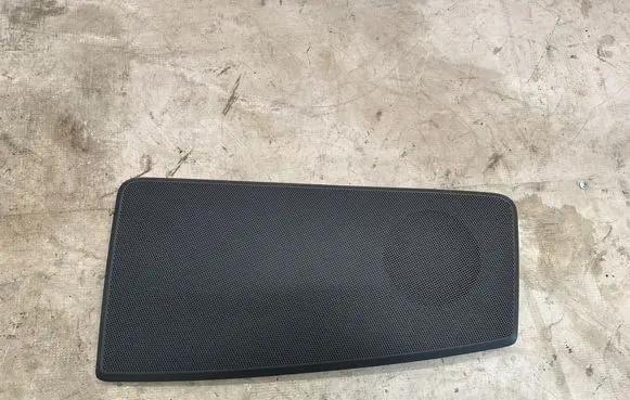 Audi A3 S3 8V Subwoofer grill/trim 8V5035406C