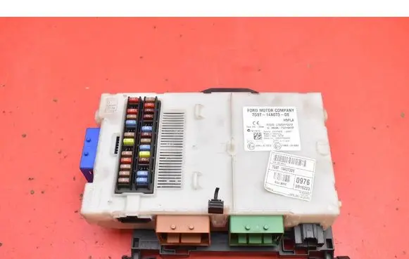 Ford Mondeo MK IV Fuse box set 7G9T14A073DE
