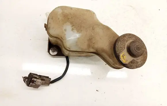 Toyota Avensis Verso Brake fluid reservoir 13231140430
