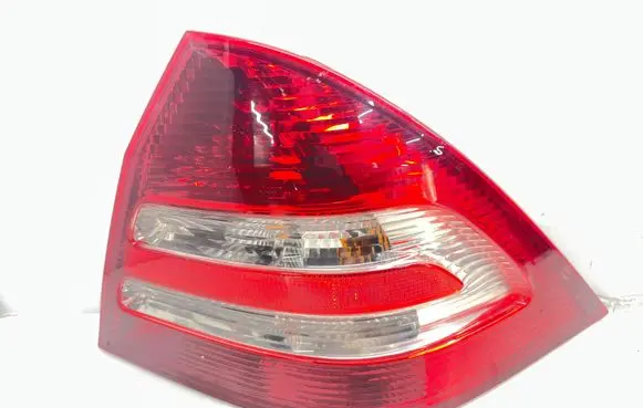 Mercedes-Benz C W203 Rear/tail lights 2038202064