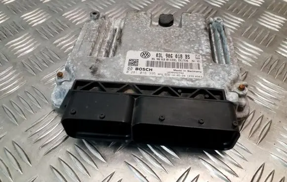 Skoda Yeti (5L) Engine control unit/module 0281016395 03L906018BS