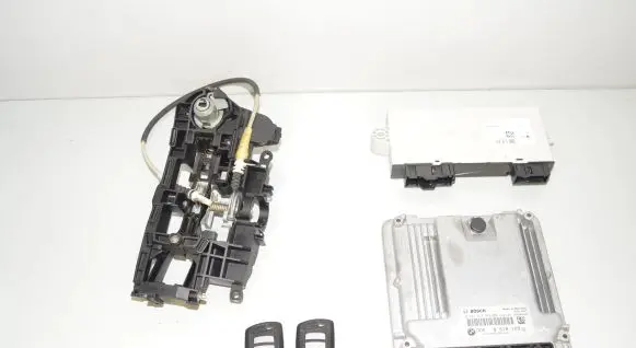 BMW 5 F10 F11 Engine ECU kit and lock set 8518129 13618518129 13618518483