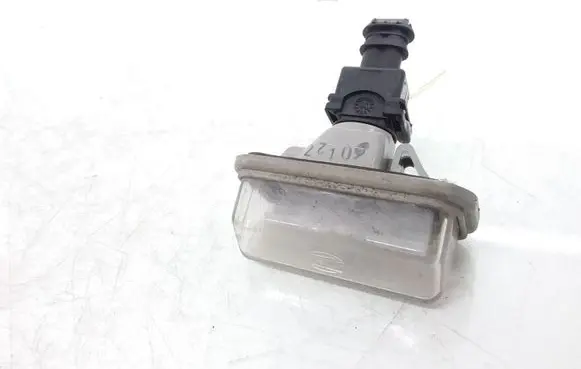 Toyota Avensis T250 Number plate light 001479 0555