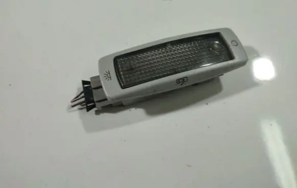 Volkswagen PASSAT B5 Other interior light 3B0947291