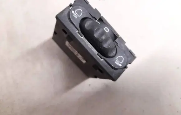 Renault Megane I Headlight level height control switch 6281