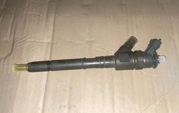 Fuel injector