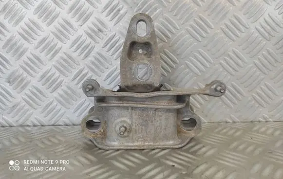 Ford Transit Custom Engine mount bracket ET767M121AC