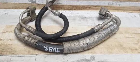 Toyota Corolla Verso E121 Air conditioning (A/C) pipe/hose