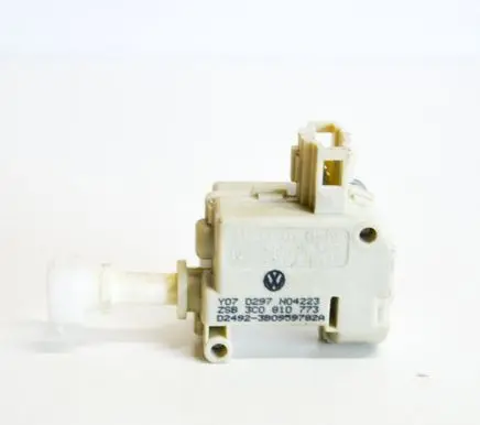 Volkswagen PASSAT B6 Other devices 3C0810773