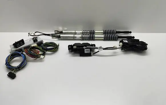 BMW 5 F10 F11 Tailgate hydraulic set 7333928 61357333928 7207015
