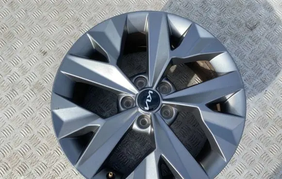 KIA Sportage R18 alloy rim 52910R2280