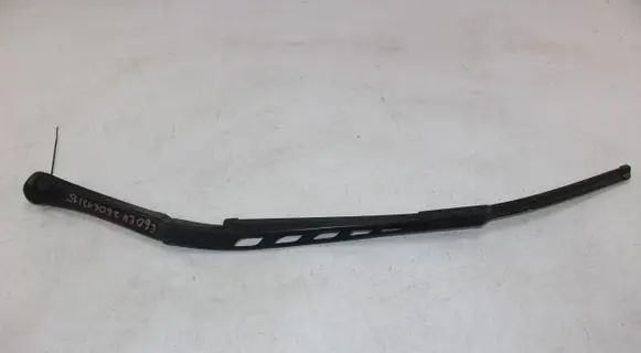 BMW 5 E60 E61 Front wiper blade arm 7035039