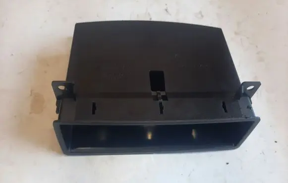 BMW 7 F01 F02 F03 F04 Dashboard storage box/compartment 9113674 51169113674