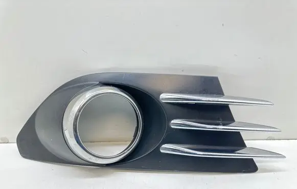Peugeot 5008 Front fog light trim/grill C0462609