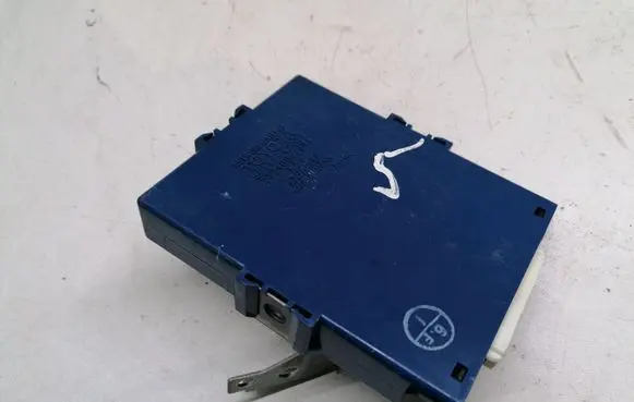 Toyota Prius (XW20) Comfort/convenience module 8911147030 2324005091