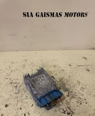 Mercedes-Benz A W168 Coolant fan relay A0255453232