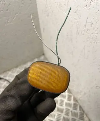 Toyota RAV 4 (XA10) Front fender indicator light 