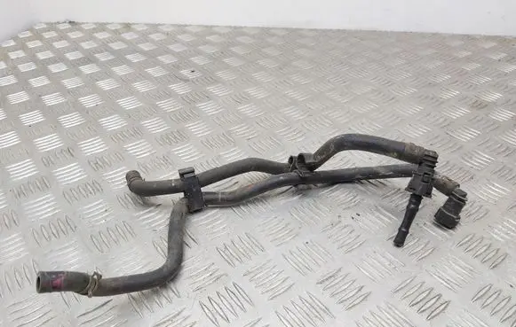 Volkswagen Polo V 6R Engine coolant pipe/hose