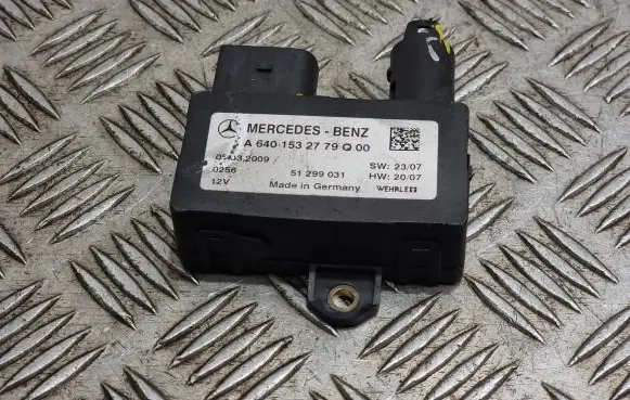 Mercedes-Benz A W169 Glow plug pre-heat relay A6401532779