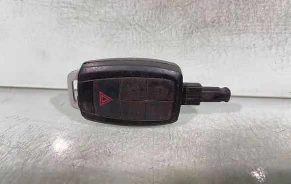 Volvo V50 Ignition key/card 