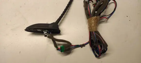 KIA Stonic Aerial GPS antenna 