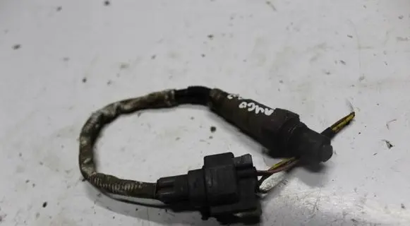 Toyota Prius+ (ZVW40) Lambda probe sensor 8946576010