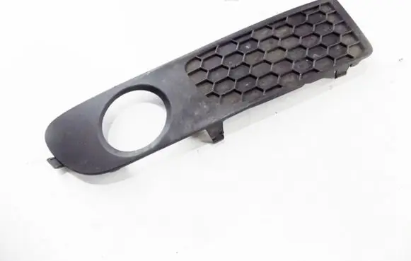 Volvo S80 Front bumper lower grill