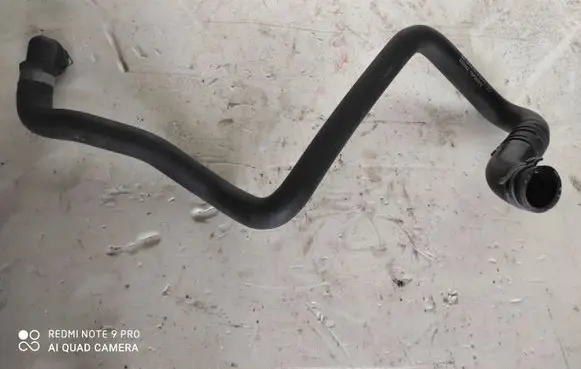 Mercedes-Benz B W246 W242 Engine coolant pipe/hose A2468303096