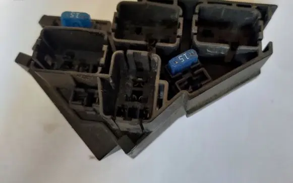 Subaru Forester SJ Fuse module