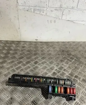 BMW 5 E60 E61 Fuse module 6957330