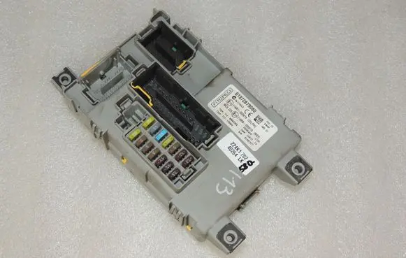 Peugeot Bipper Fuse box set 1682787980 1607124180